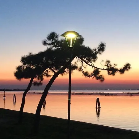 Lagoon View Apartment